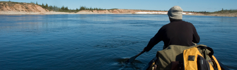 Paddling a canoe on the Thelon River.
© Jeremy Harrison / WWF-Canada
© Jeremy Harrison / WWF-Canada