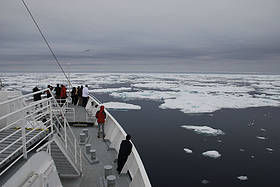 'National Geographic Endeavour' ship, entering an area of the pack ice, Svalbard, Norway, during ...
© Jim Leape / WWF
© Jim Leape / WWF