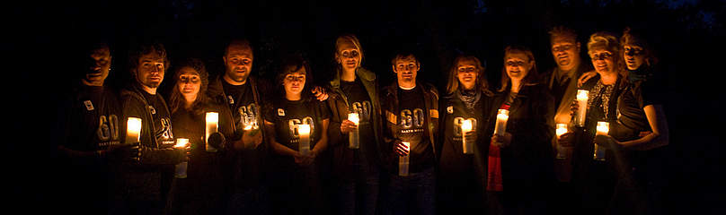 A group of people holding candles wearing Earth Hour shirts celebrating Earth Hour 2010 outside ...
© Jeremiah Armstrong / WWF-Canada
© Jeremiah Armstrong / WWF-Canada