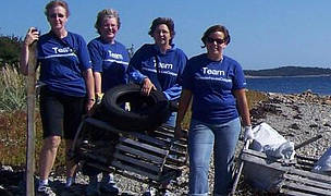 Shoreline Cleanup
© Vancouver Aquarium
© Vancouver Aquarium